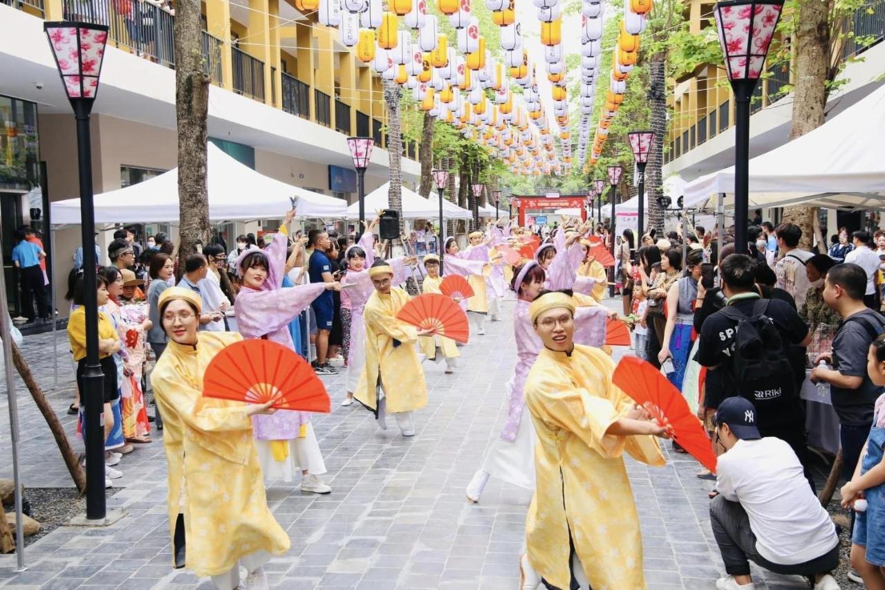 Nguyen Can Shoptel Wyndham Thanh Thuy Phu Tho Esterno foto